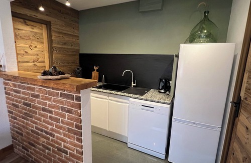 Longefoy Apartment | La Dorbluche duplex apartment 10-11 person