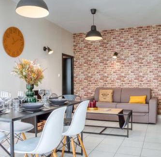 Douai Apartment | La Fabrique - Spacieux - Calme - Confort