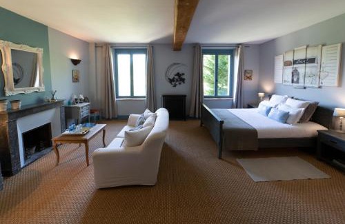 Bleury-Saint-Symphorien Bed & Breakfast | La Ferme de Bouchemont