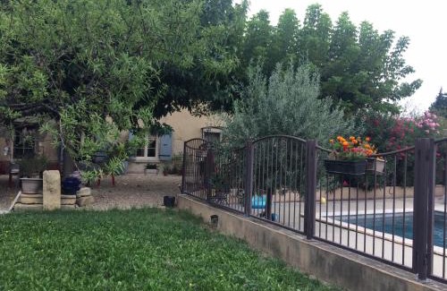 Orange Villa | LA FERME