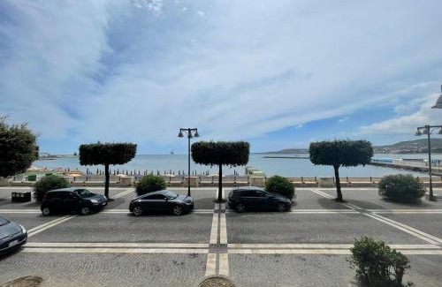 Crotone Bed & Breakfast | La finestra sul mare B&B