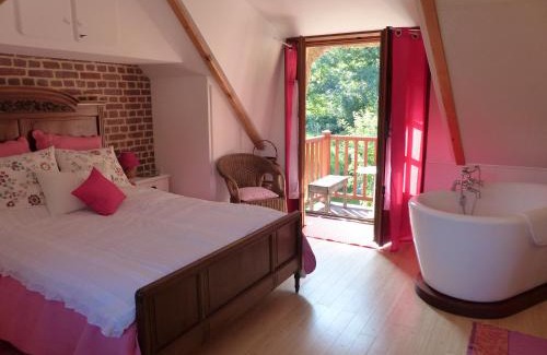 Saint-Jouin-Bruneval House | La Flore De Lys, lovely cottage ideal for 2 adults and 1 bébé