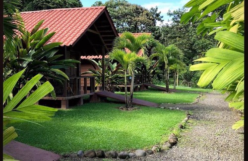 La Fortuna Ski Chalet | La Fortuna Waterfall Bungalows