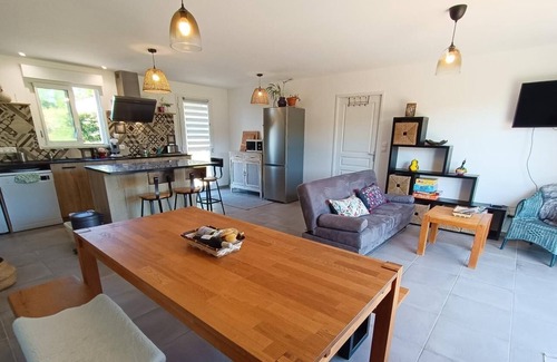 Saint-Cernin House | La Garenne - LES PECHS DU VERS
