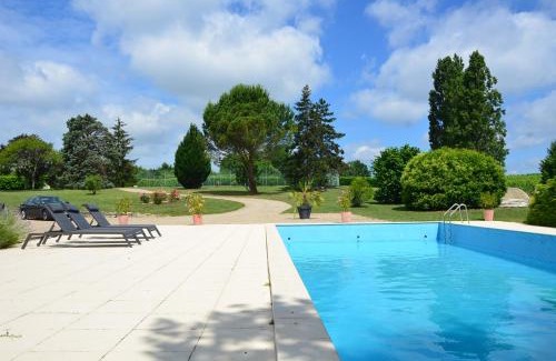 Saint-Aubin-de-Branne Bed & Breakfast | La Gentilhommière