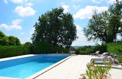 Saint-Aubin-de-Branne Bed & Breakfast | La Gentilhommière