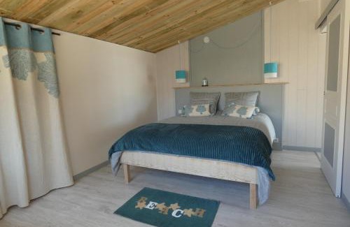 Cleder House | La Grange