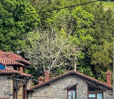 Alfoz de Lloredo Apartment | La Infinita Oreña