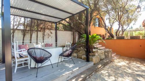 Hornachuelos House | La Jacaranda Hornachuelos by Ruralidays