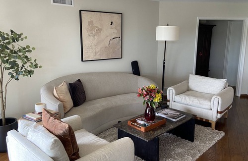 La Jolla Mesa House | La Jolla Ocean Breeze Getaway!