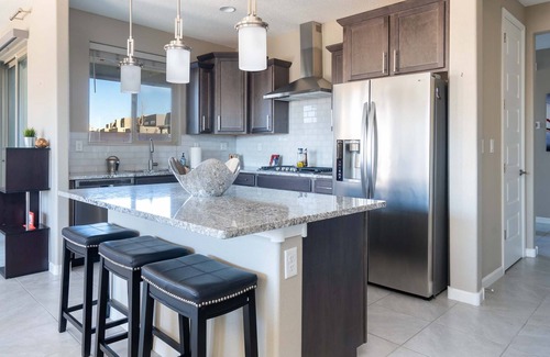 Santa Fe House | La Joya de Sur | Near the Santa Fe Sights!