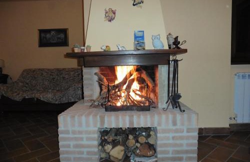 Tuoro sul Trasimeno Apartment | La Loggina Maxi con 2 giardini recintati privati
