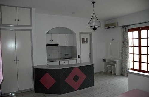 Stalida House | La Luna