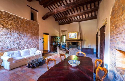 Foligno House | La Maestà antica dimora di campagna