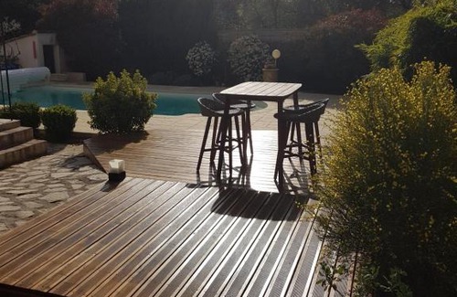 Ribaute-les-Tavernes Bed & Breakfast | la magnanerie