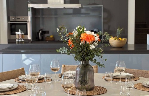 Grillon Villa | La Maison D'ambrine - Villa Grignan
