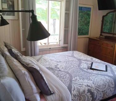 Saint-Jean-de-l'lle-d'Orleans Bed & Breakfast | La maison de l'île d'Orléans - déjeuner gastronomique à l'aveugle