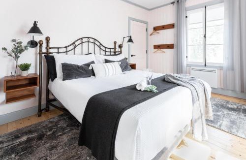 Saint-Jean-de-l'lle-d'Orleans Bed & Breakfast | La maison de l'île d'Orléans - déjeuner gastronomique à l'aveugle