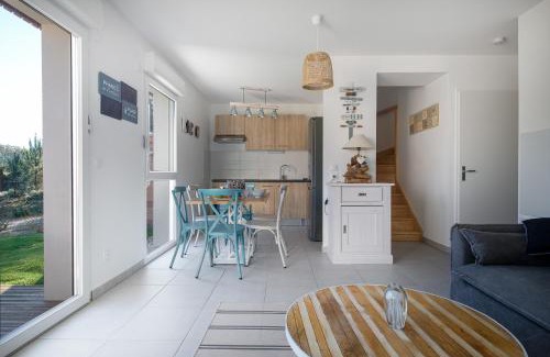 Gujan-Mestras House | La Maison Des Lys YourHostHelper