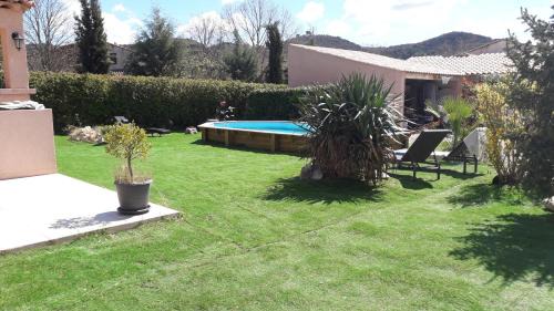 Greoux-les-Bains Apartment | La maison du bonheur