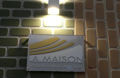 Margherita di Savoia House | La Maison