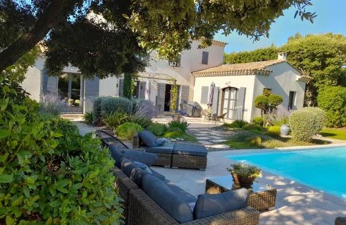 Villeneuve-les-Avignon Bed & Breakfast | La Mathilde
