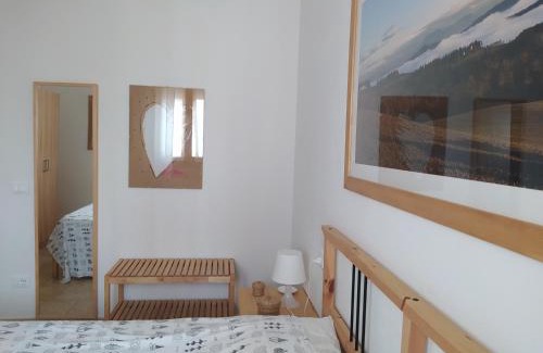 Montespertoli Apartment | La Medialuna