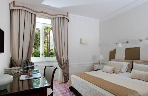 Castellammare di Stabia Hotel | La Medusa Hotel - Dimora di Charme