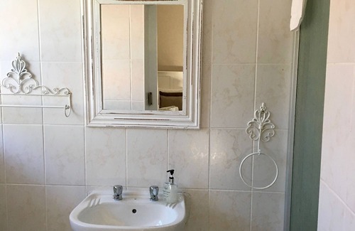 Humewood House | La Mer Guesthouse