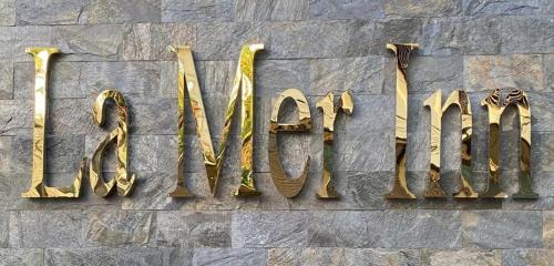 Kozhikode Hotel | La Mer Inn