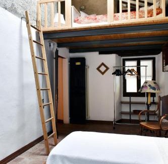 Molina House | La Nuta