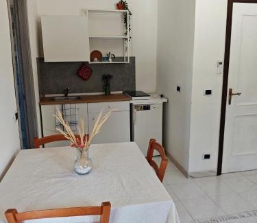 Gizzeria Apartment | La Pagoda