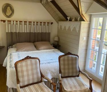 Saint-Meloir-des-Ondes Bed & Breakfast | La Petite Bergère