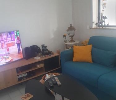 Meze Villa | La petite mézoise