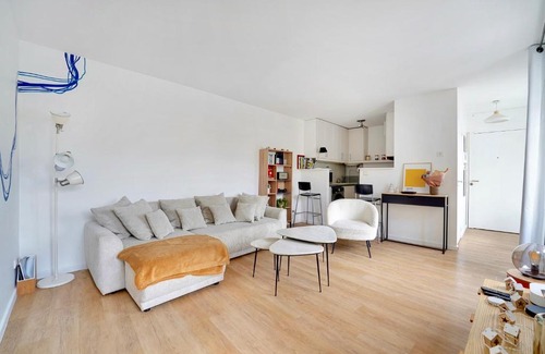 Arts-et-Metiers Apartment | La Piazza - Paris Centre 3e - Hôtel de Ville