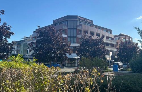 Primorsko Apartment | La Piazza Primorsko Rooms & Apartments
