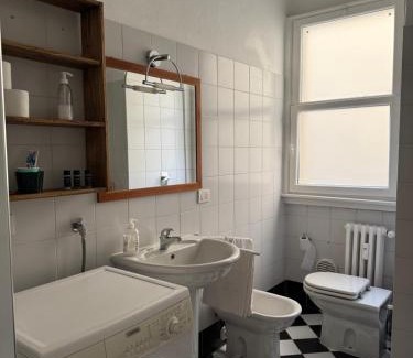 Porta Garibaldi Apartment | La Piccola Isola
