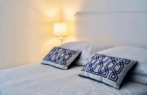 Capri Apartment | La Pignatara elegante casa con giardino