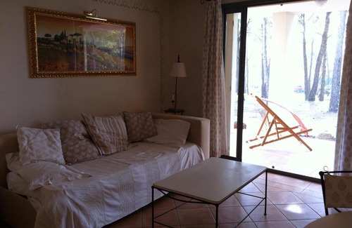 Saumane-de-Vaucluse Apartment | La pinede du Golf