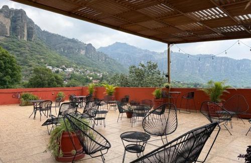 Tepoztlan Hotel | La Pirámide del Tepozteco