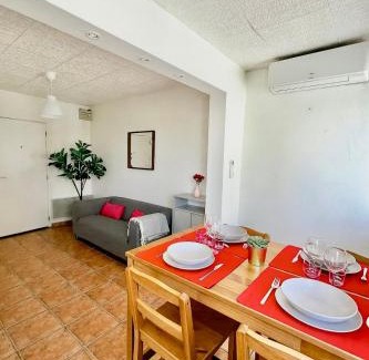 Palavas-les-Flots Apartment | La Plage - 2 Apparts Clim WiFi, Familles & Amis