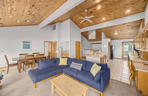 Tierra Del Mar House | la Playa Luna #175 - Family sized home on the beachfront in Tierra Del Mar
