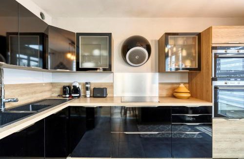 Zone d'amenagement concerte des Docks Apartment | La Plume d'Hugo - Appt Duplex pour 8