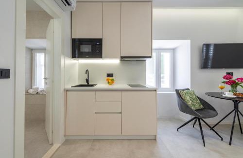 Cavtat Old Town Apartment | La Porta 1, seaview apartment in the center