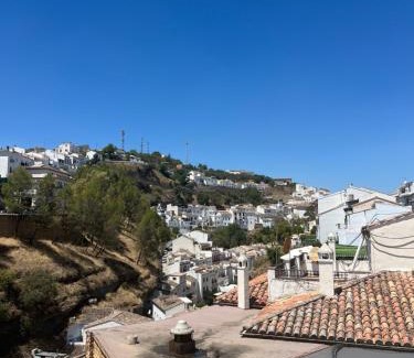 Setenil de las Bodegas House | La Posada