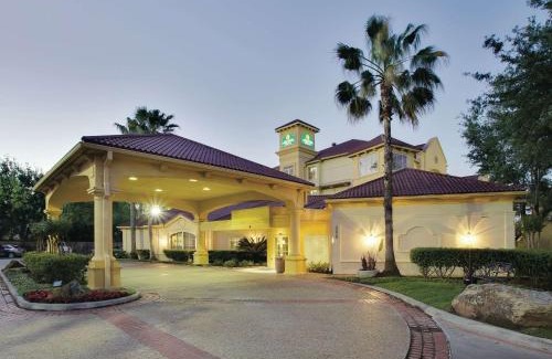 Memorial Hotel | La Quinta by Wyndham Houston West Park 10