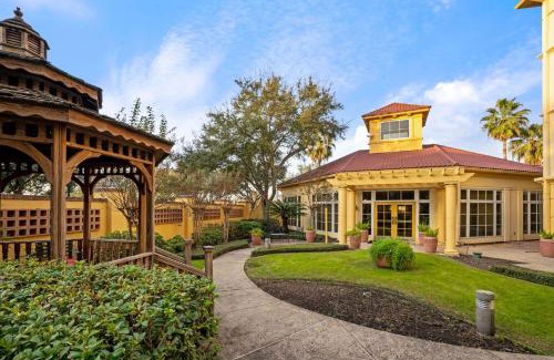 Memorial Hotel | La Quinta by Wyndham Houston West Park 10