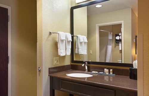 Meridian Hotel | La Quinta by Wyndham Meridian / Boise West