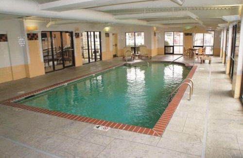 Springfield Hotel | La Quinta by Wyndham Springfield South