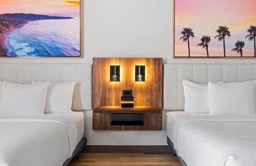 La Habra Hotel | La Quinta Inn & Suites by Wyndham La Habra